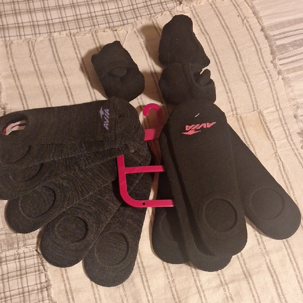 Avia Womens Black and Gray No-Show Socks